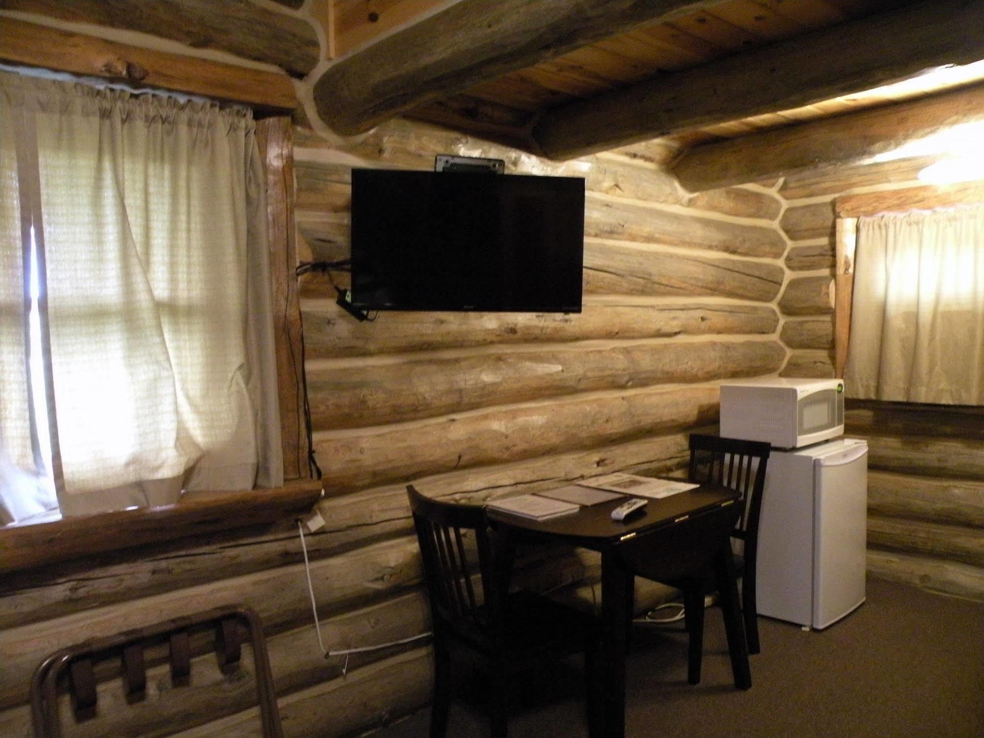 Gold Camp Cabins Custer Esterno foto